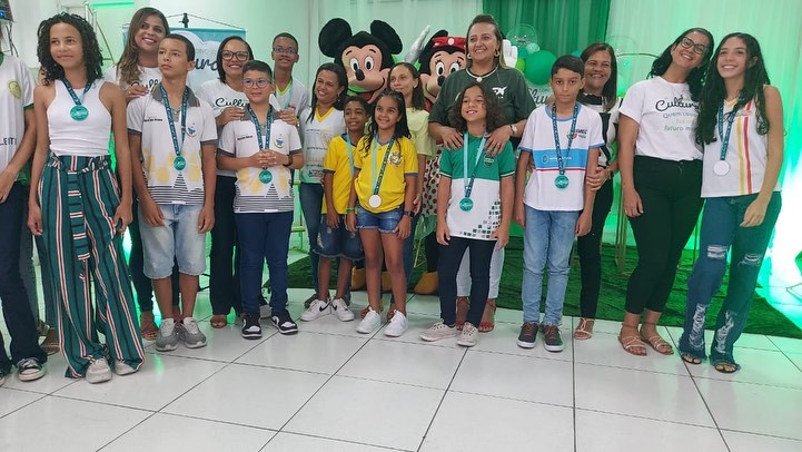 Cultural Escola que Coopera, faz um futuro melhor.